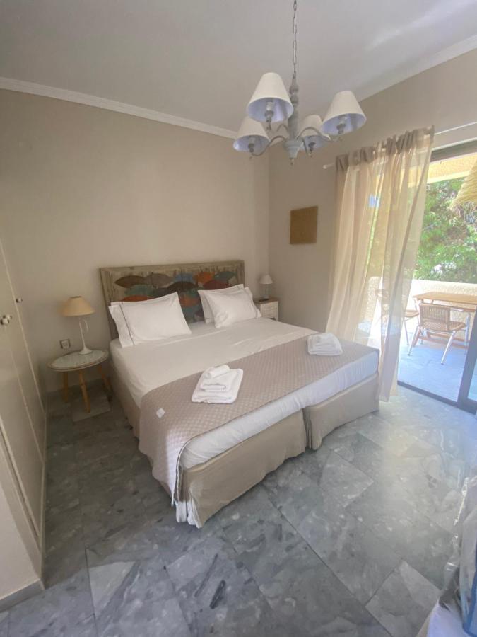 Aelia Houses Agia Marina  Exterior photo