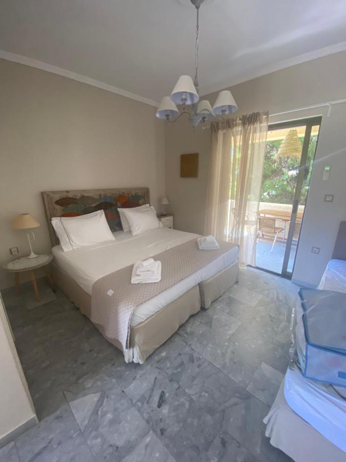 Aelia Houses Agia Marina  Exterior photo